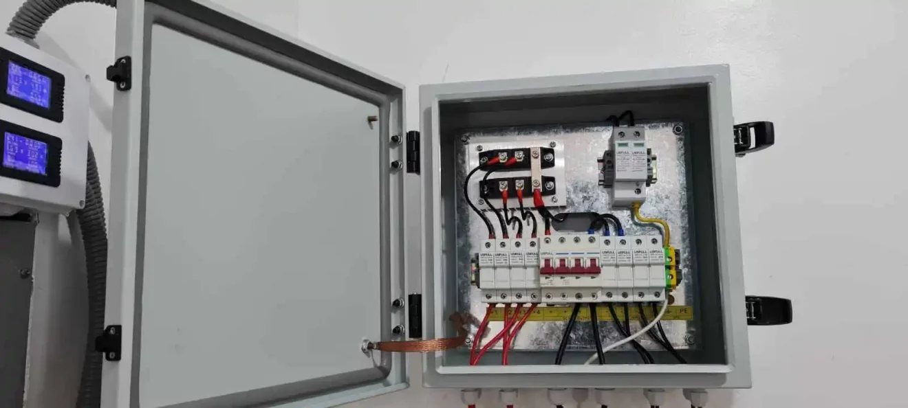 Solar-Combiner-Box-Common-Problems-_-Troubleshooting-4